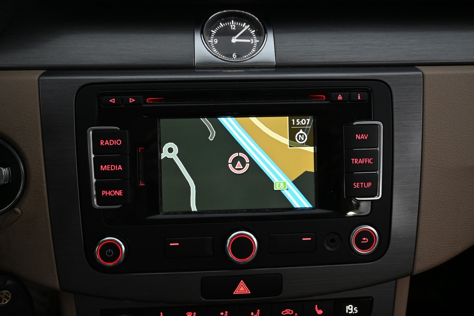VOLKSWAGEN Passat 2013