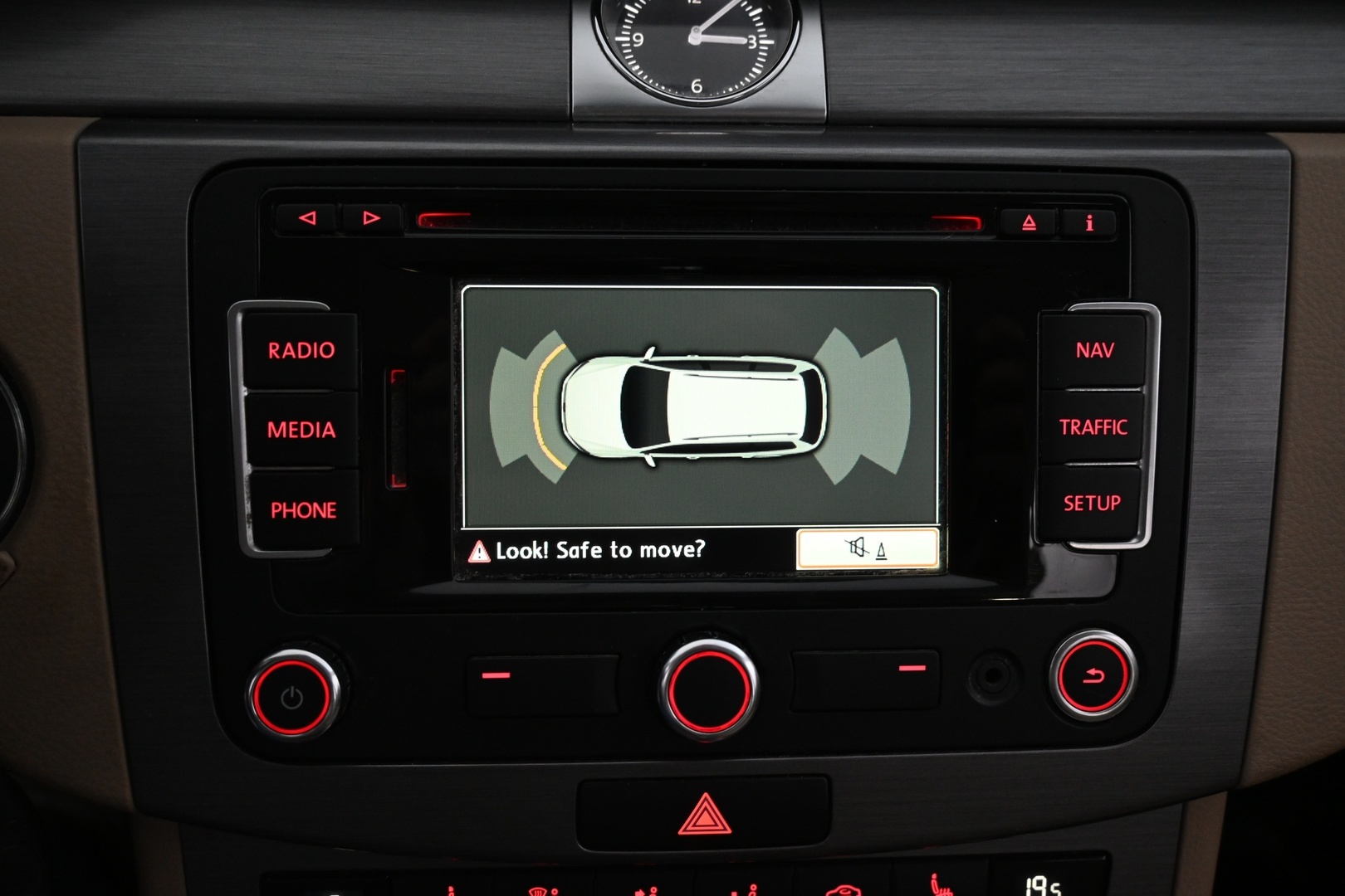 VOLKSWAGEN Passat 2013