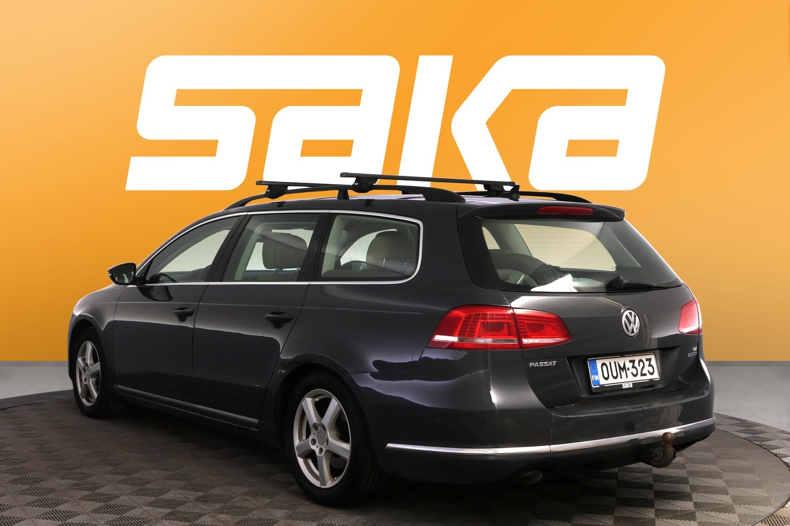 VOLKSWAGEN Passat 2013