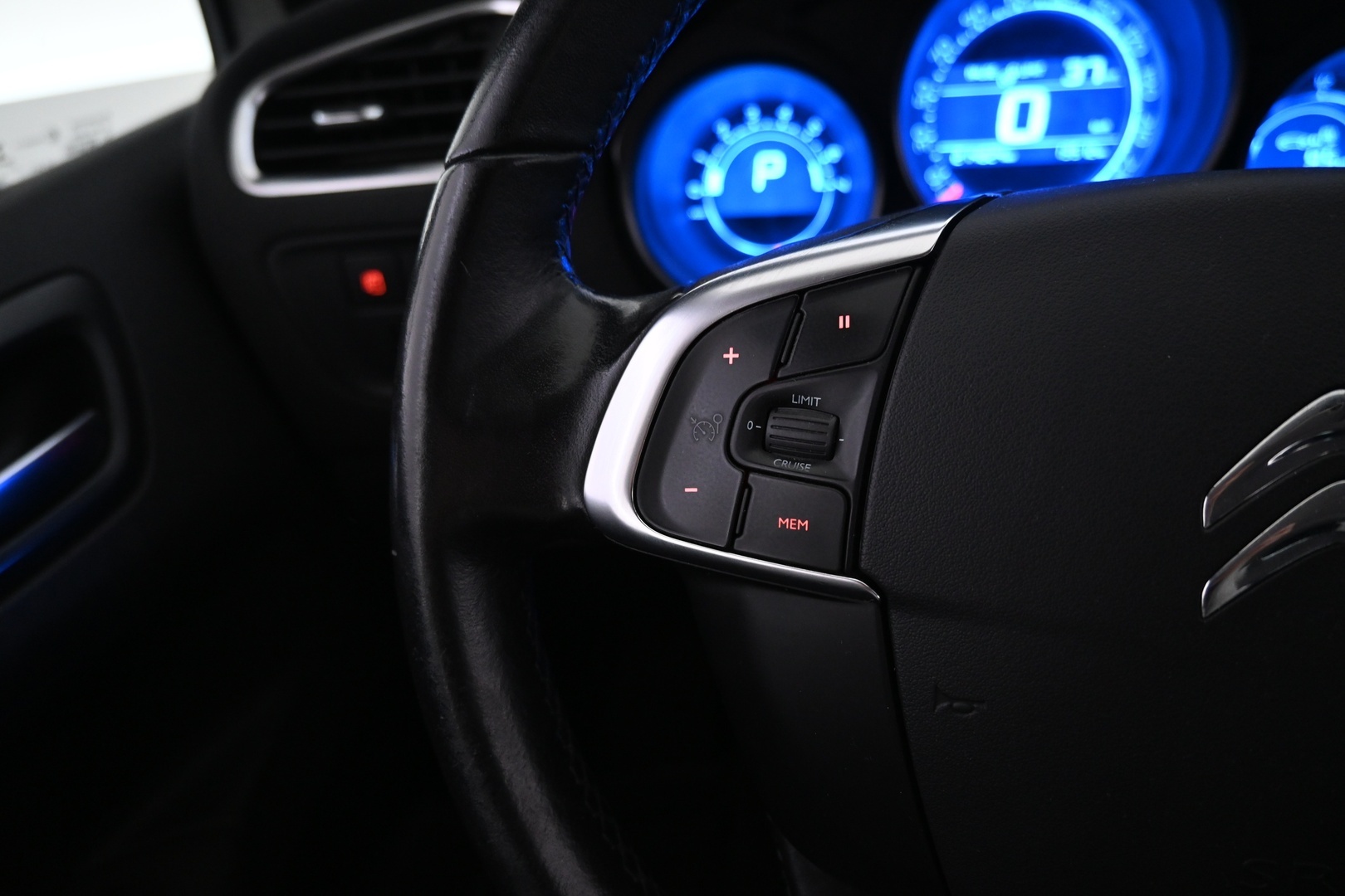 CITROEN C4 2015