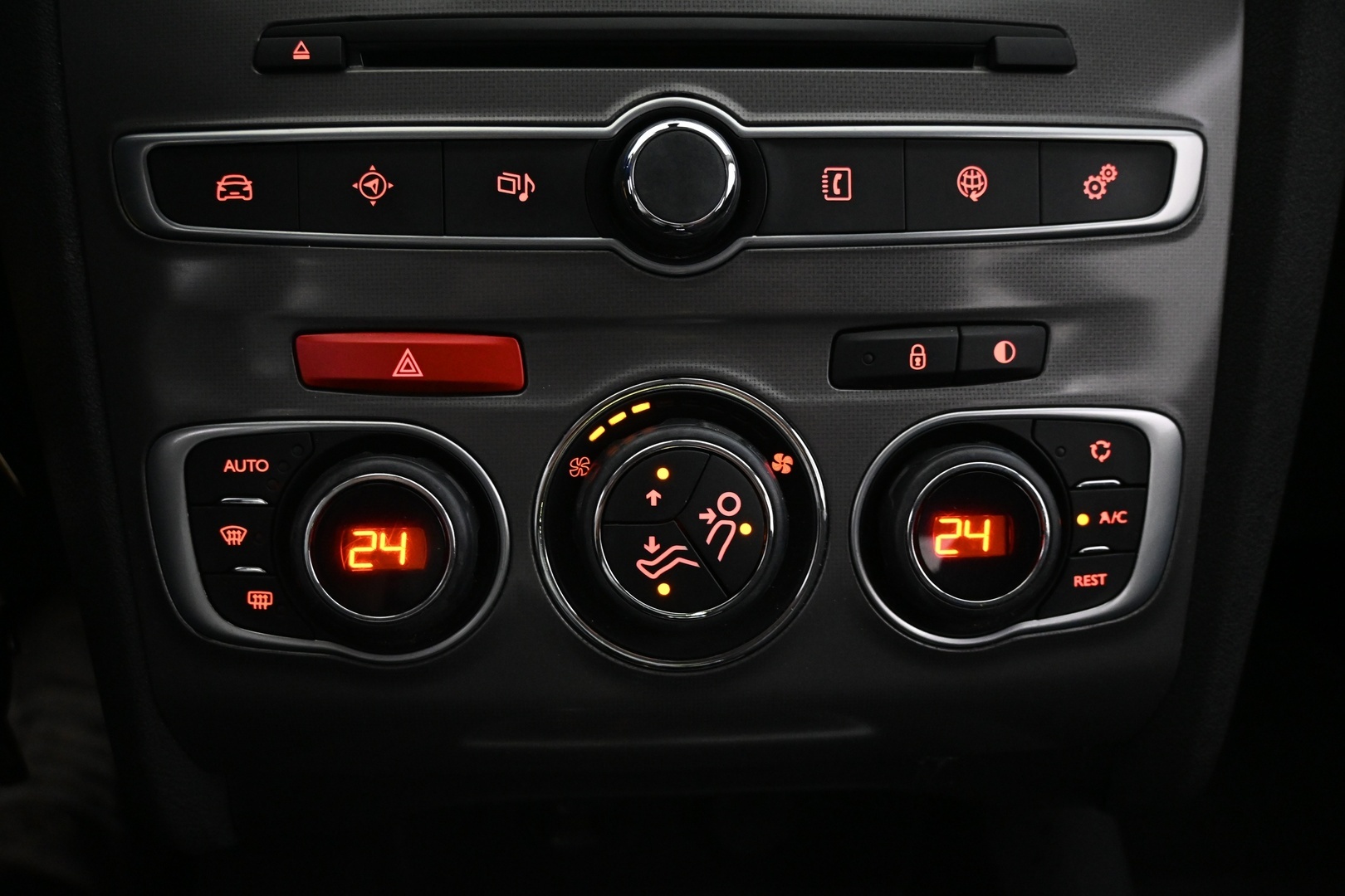 CITROEN C4 2015