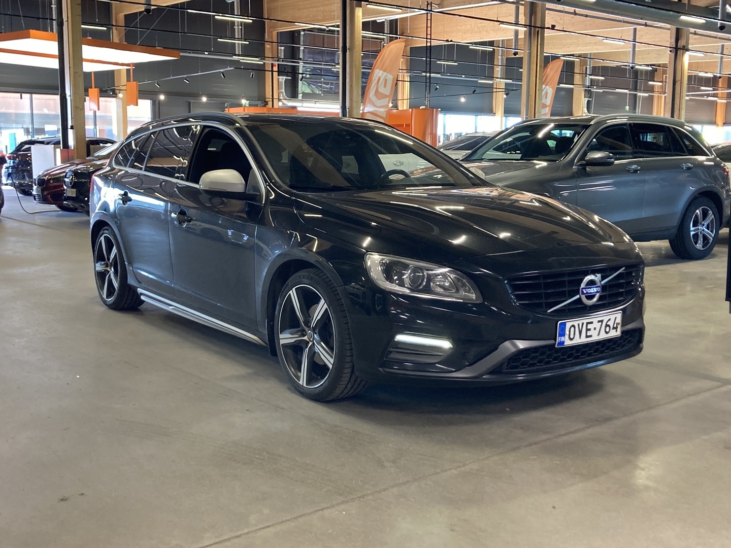 VOLVO V60 2017