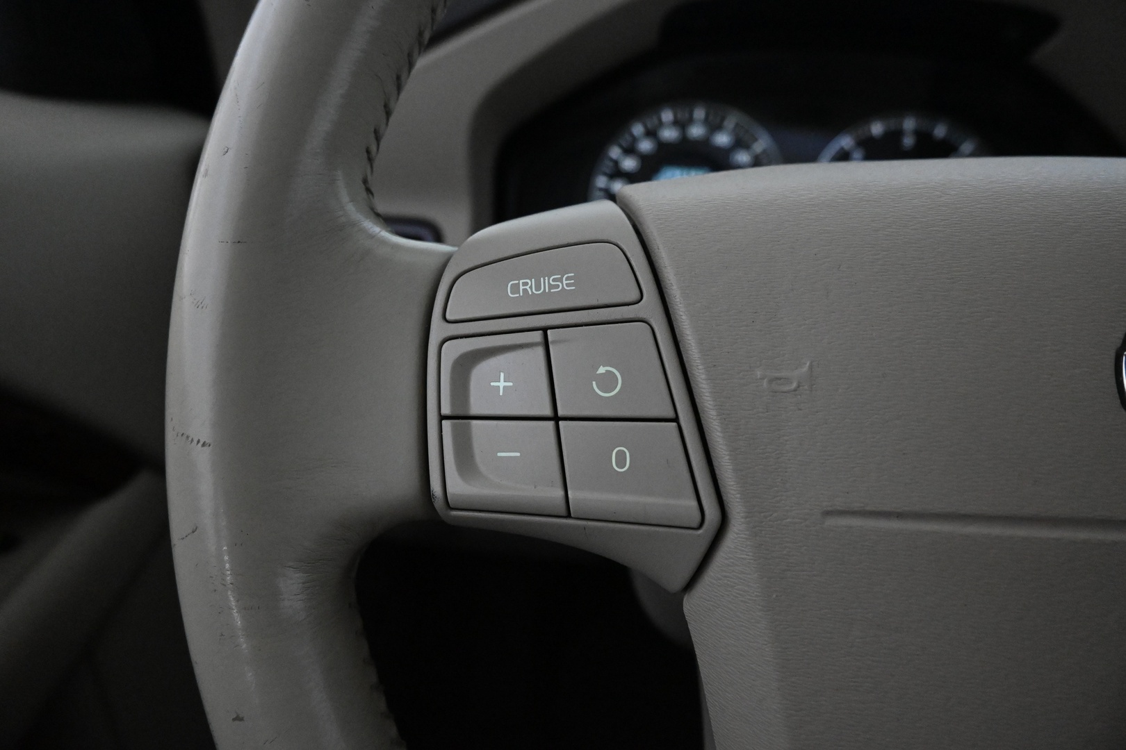 VOLVO V70 2007
