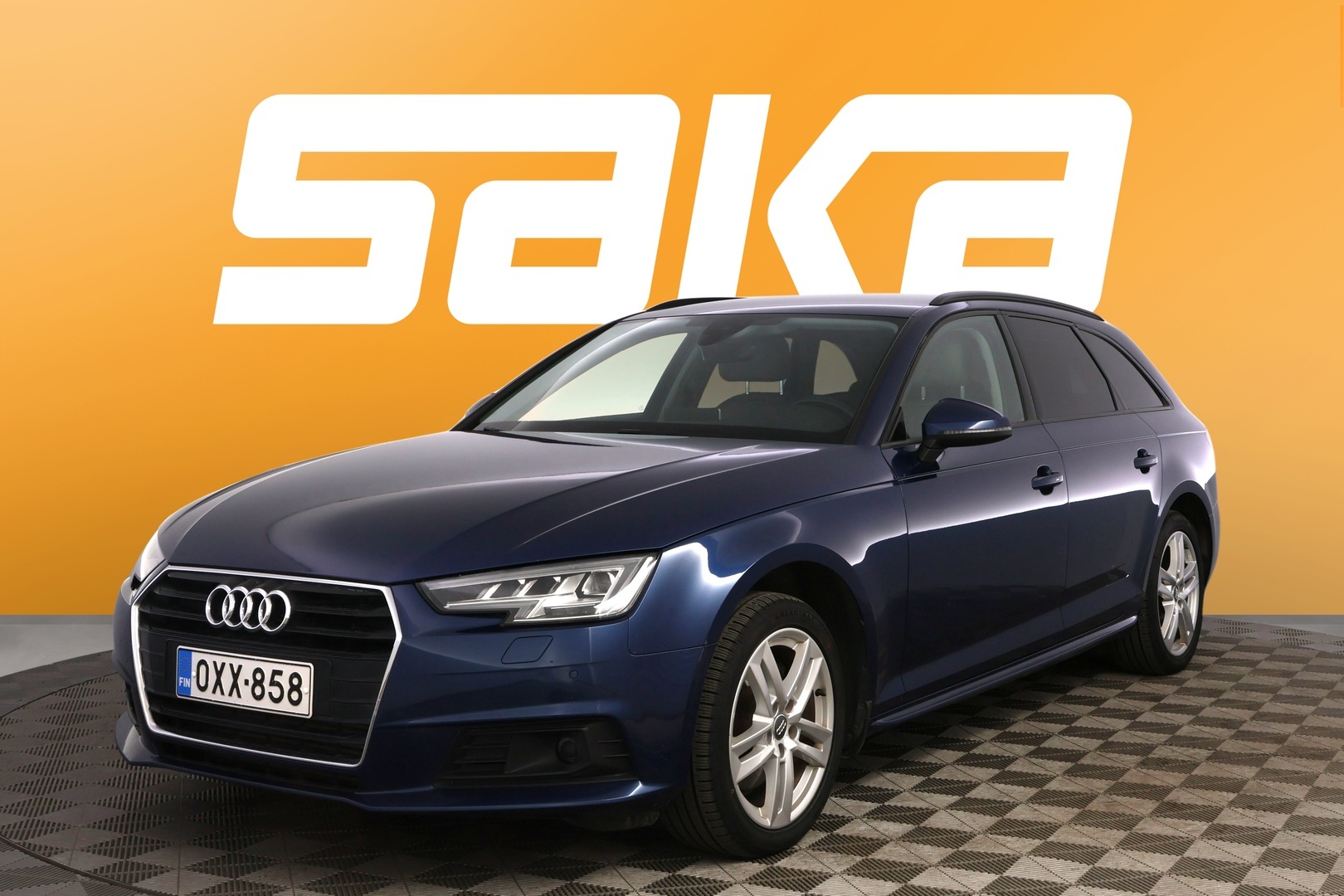 AUDI A4 2018