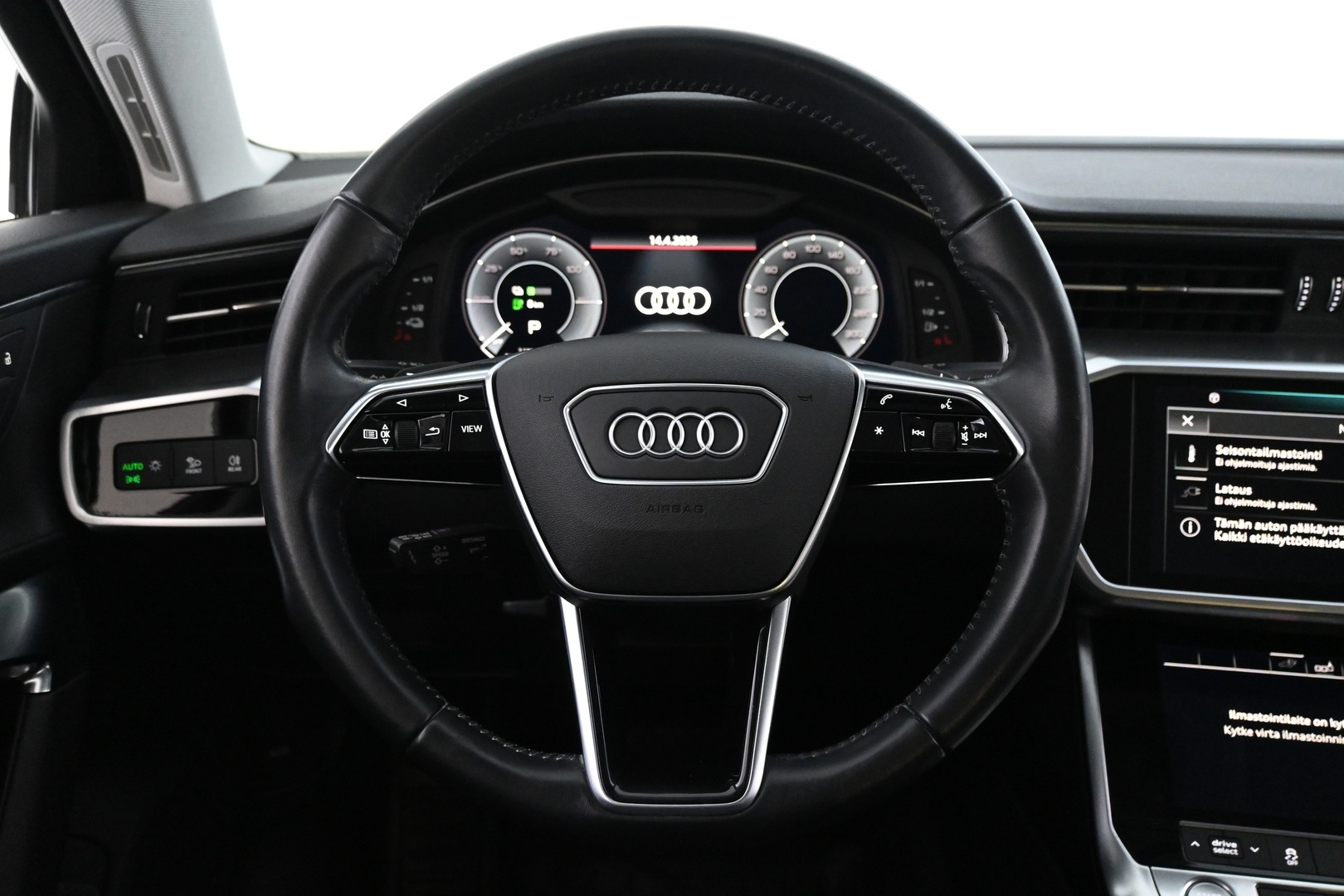 AUDI A6 2021