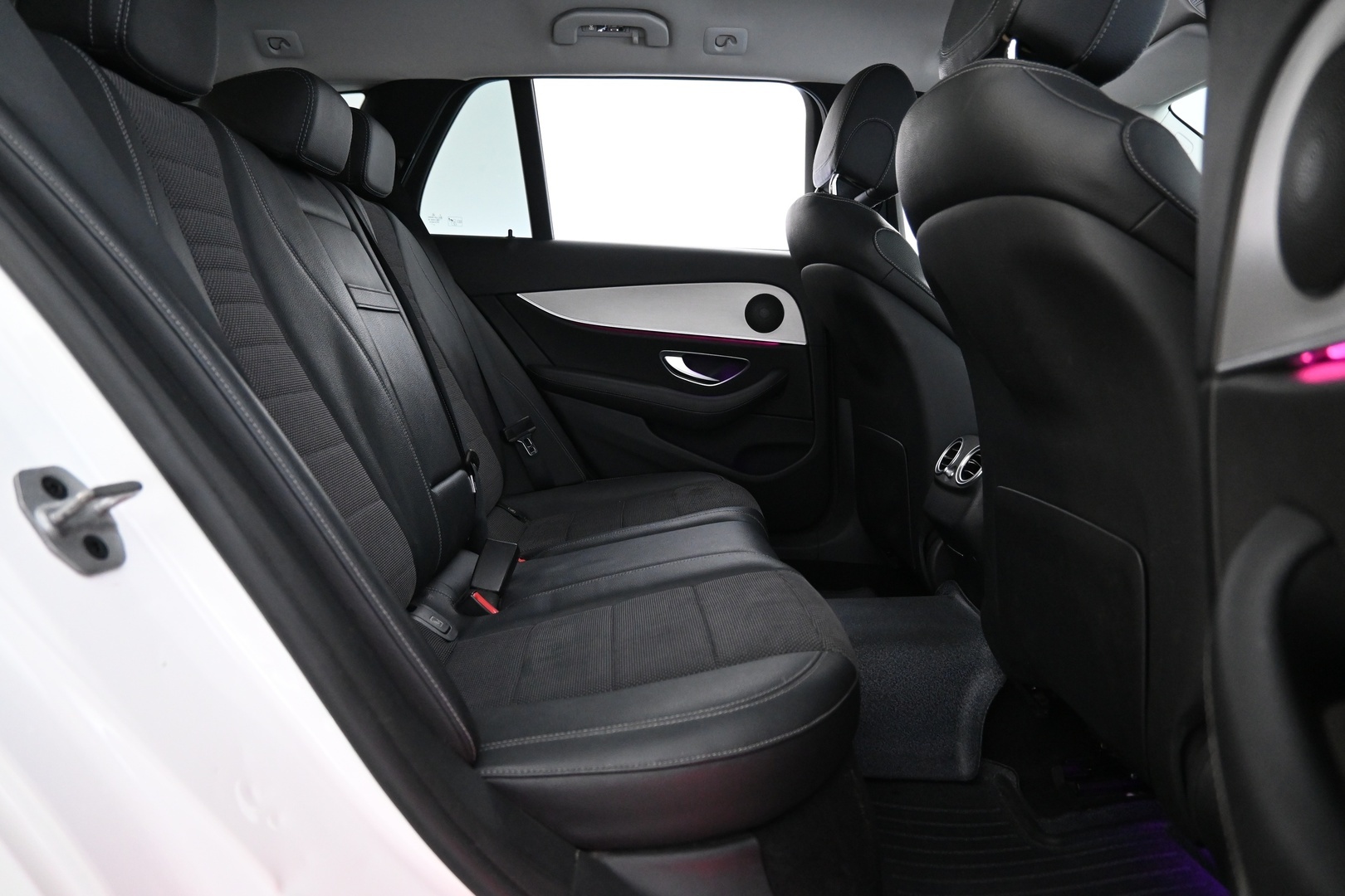 MERCEDES-BENZ E 2021