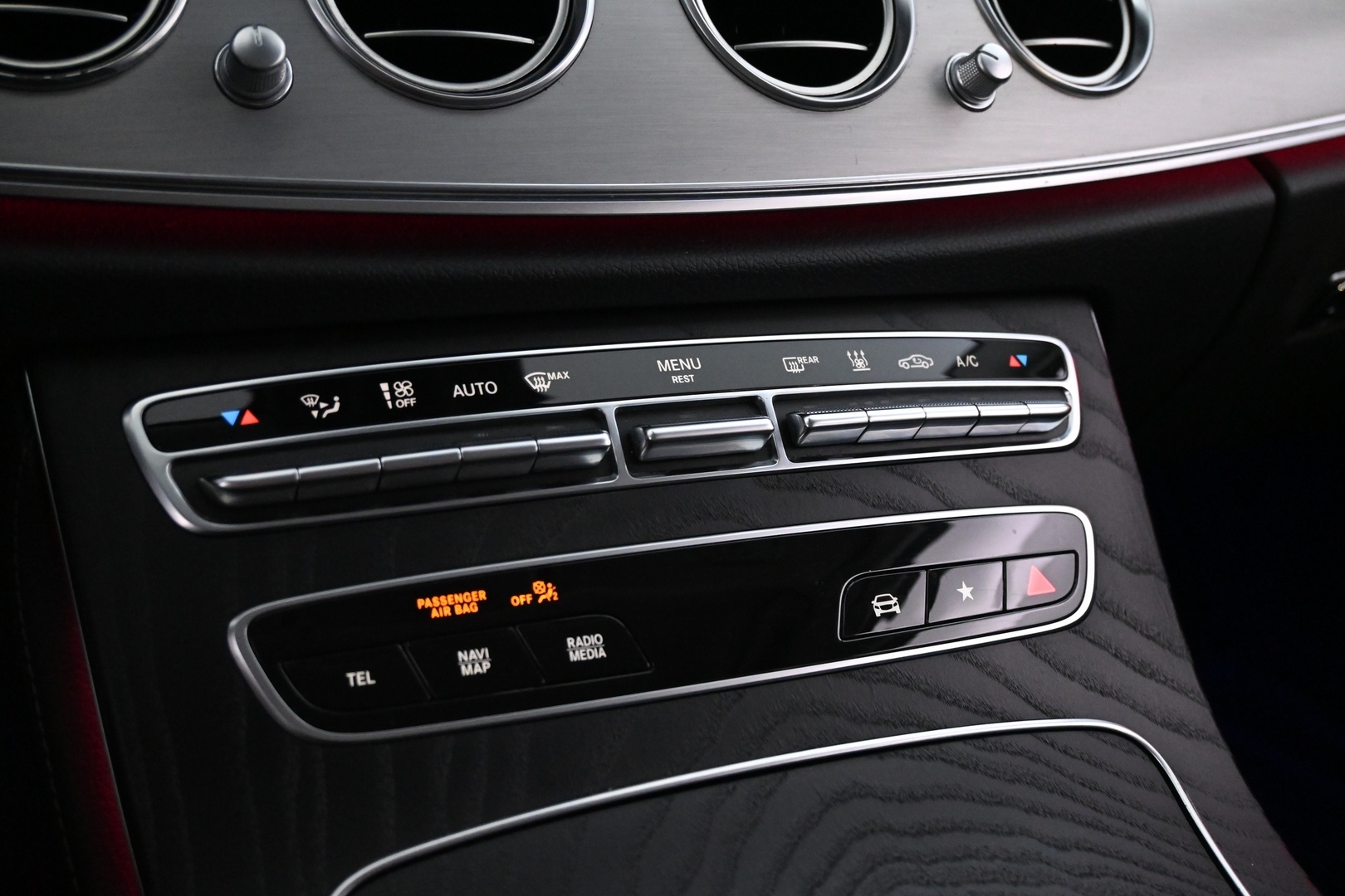 MERCEDES-BENZ E 2021