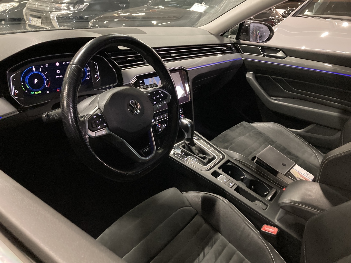 VOLKSWAGEN Passat 2019