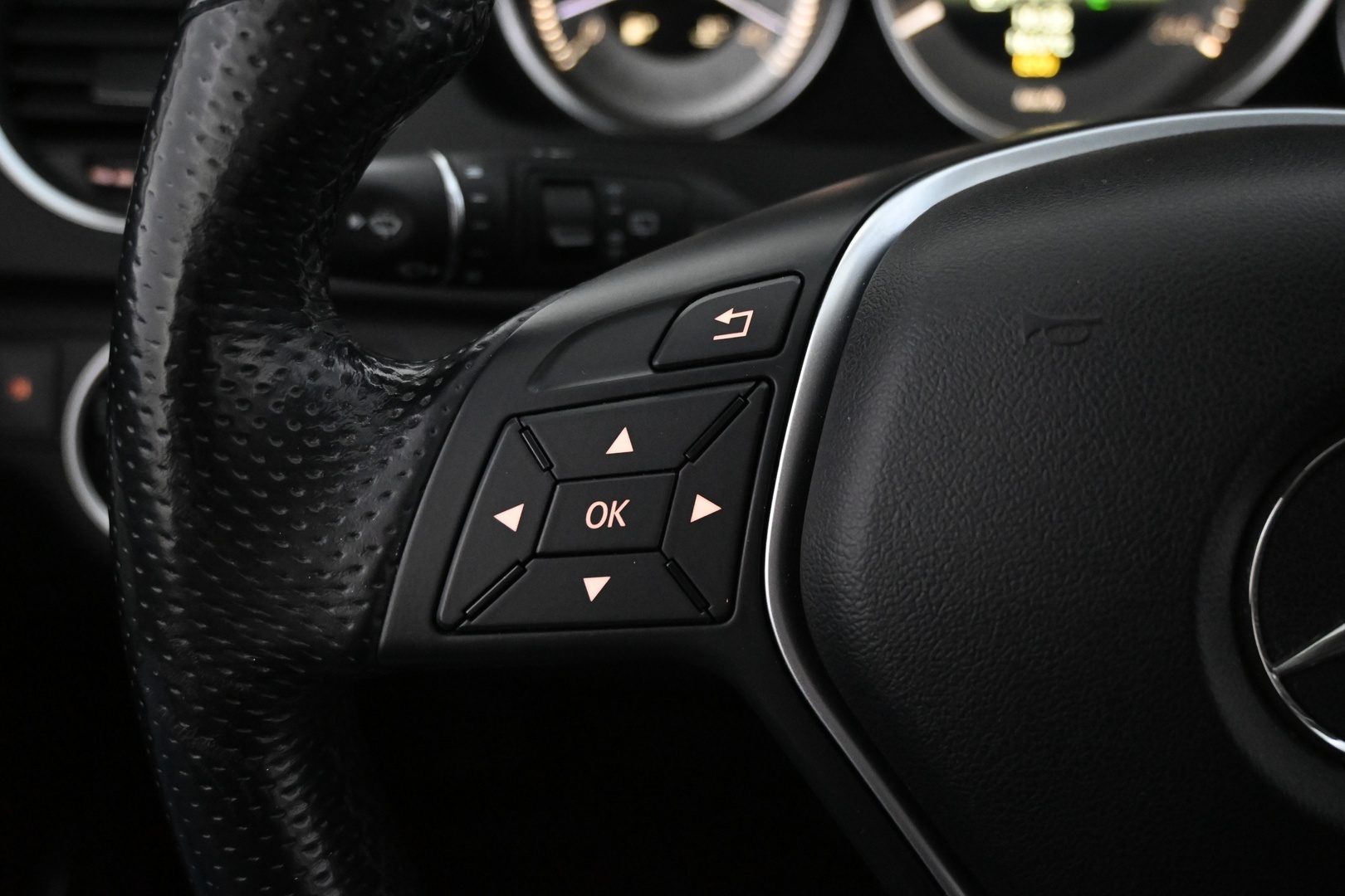 MERCEDES-BENZ C 2013