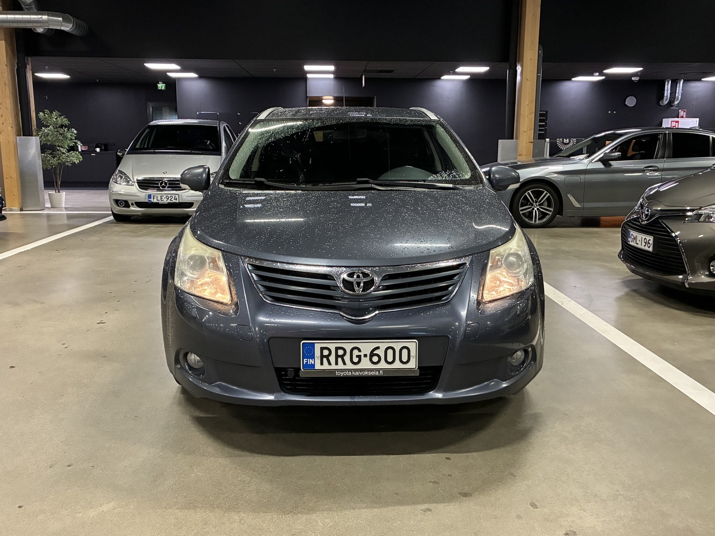TOYOTA Avensis 2009