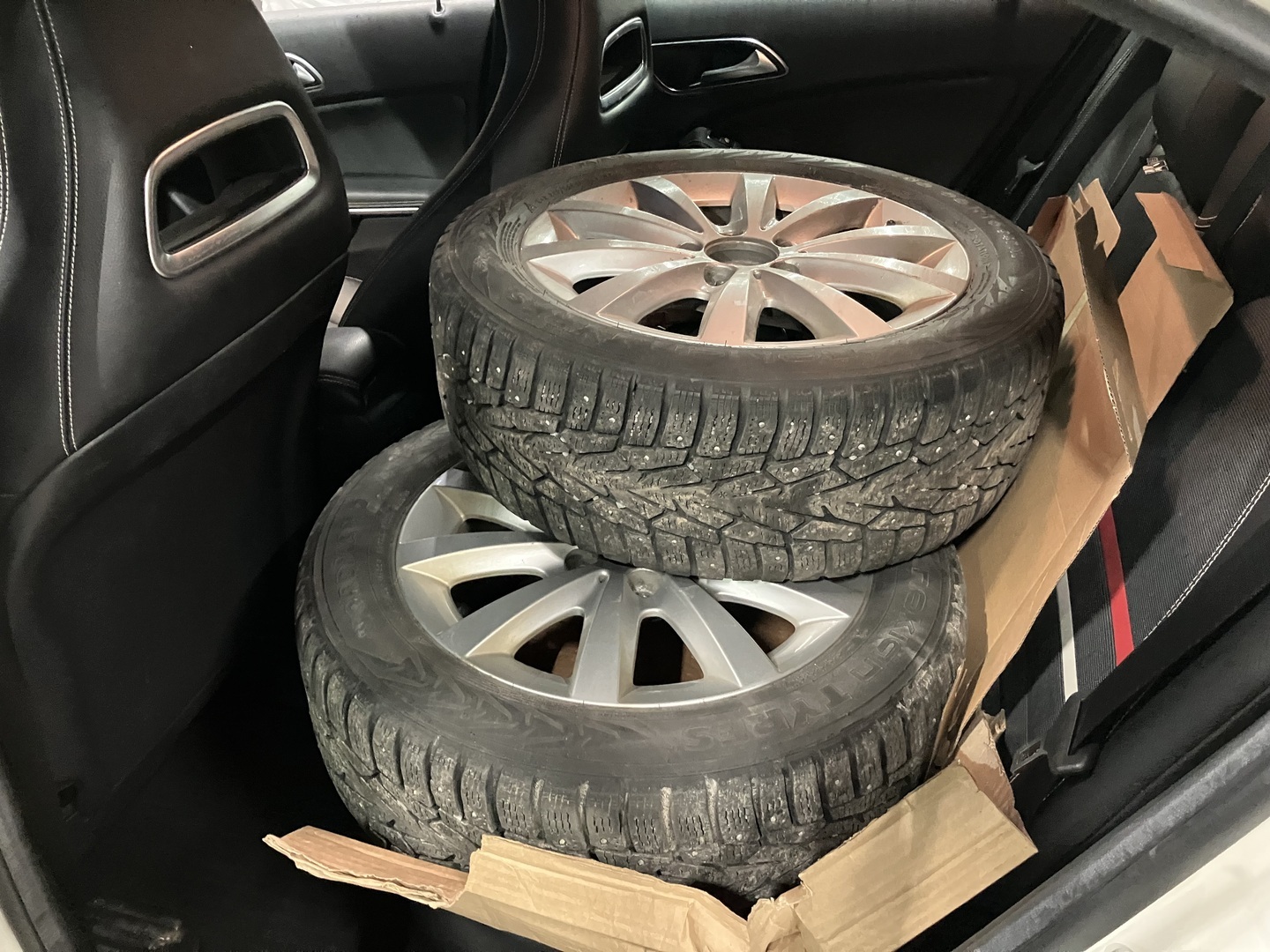 MERCEDES-BENZ A 2014