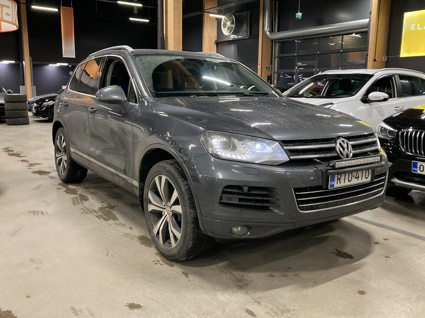 VOLKSWAGEN Touareg 2011