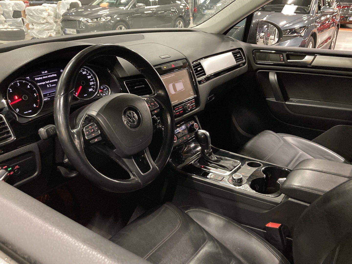 VOLKSWAGEN Touareg 2011