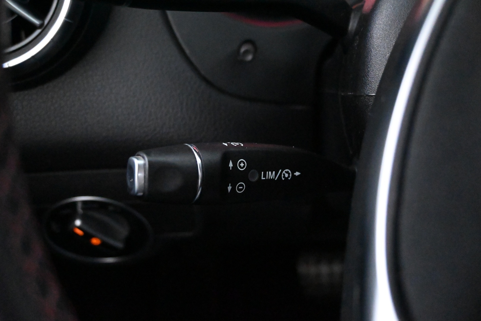 MERCEDES-BENZ CLA 2015