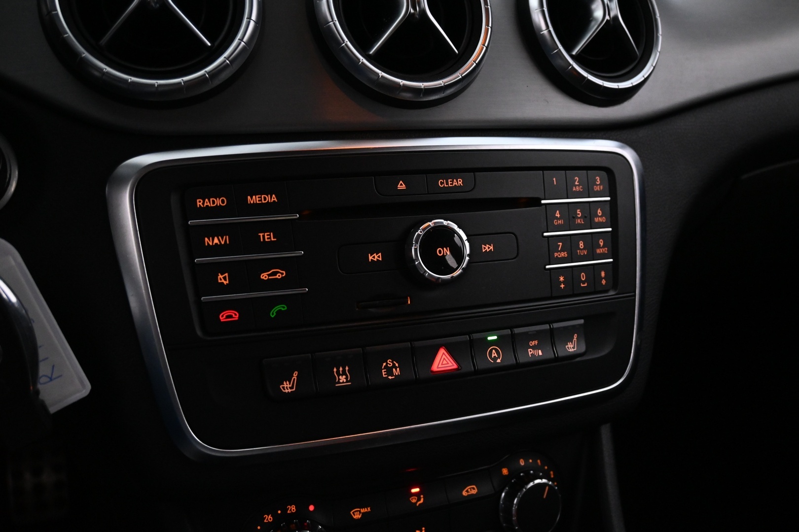 MERCEDES-BENZ CLA 2015