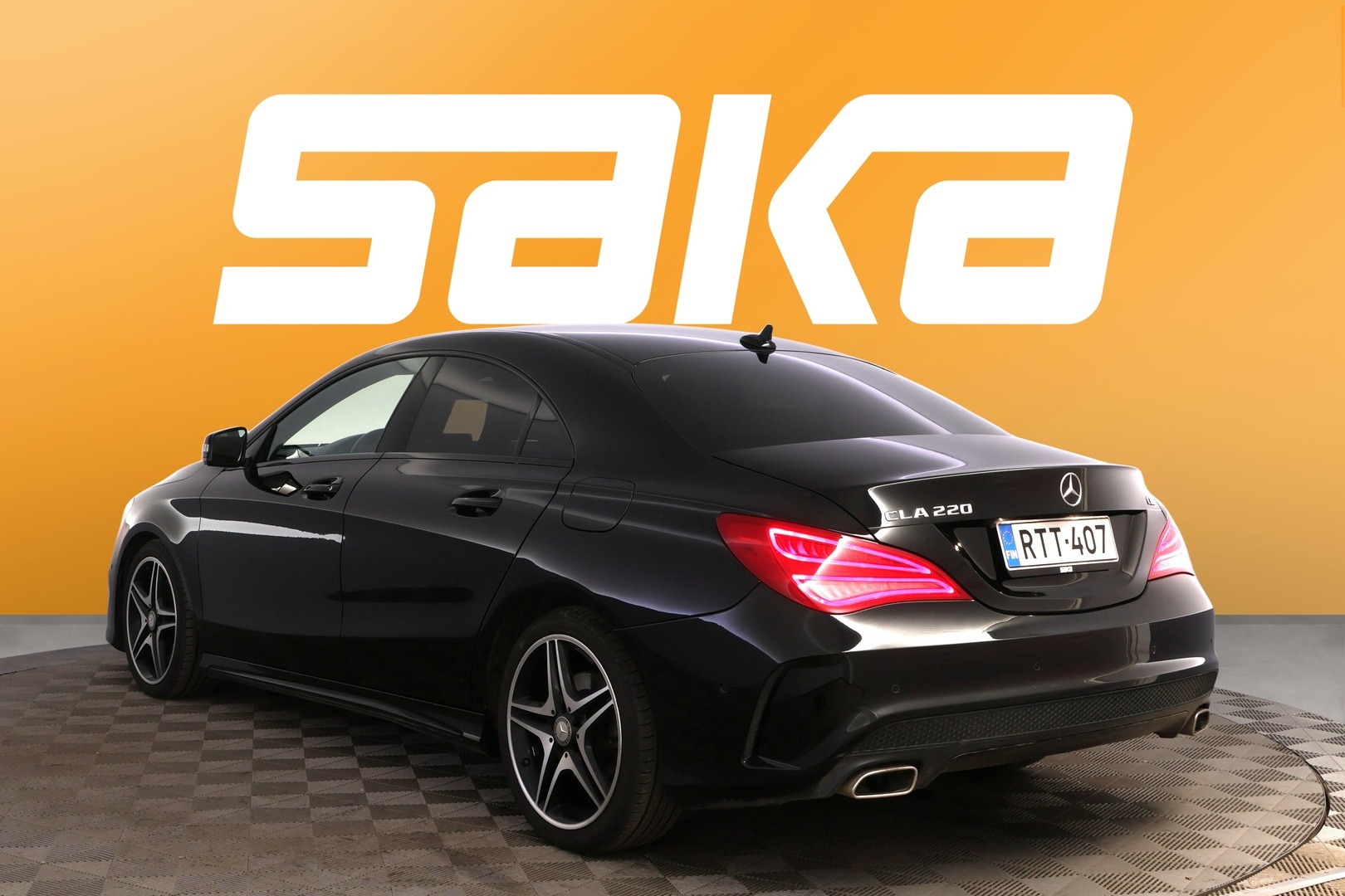 MERCEDES-BENZ CLA 2015
