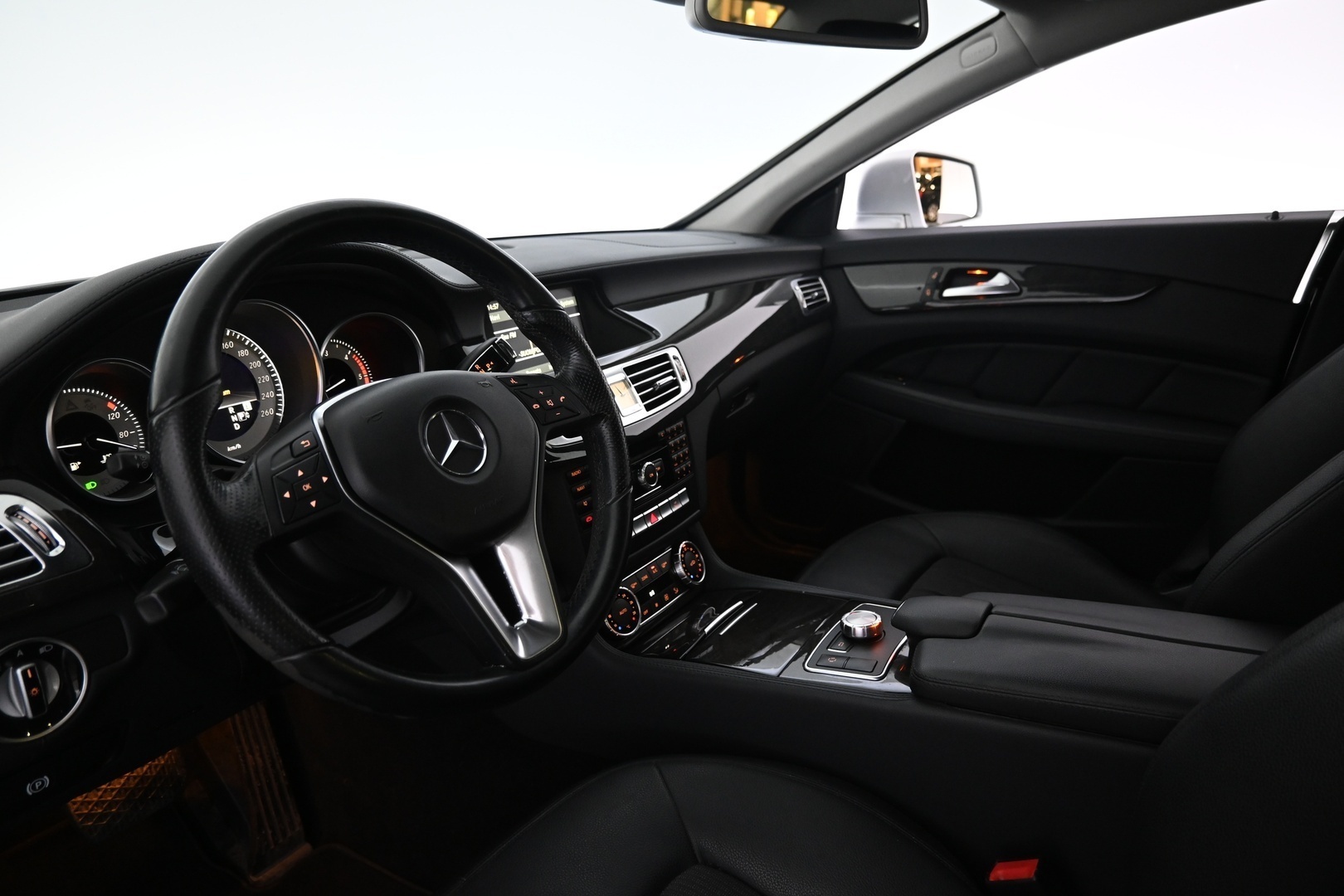 MERCEDES-BENZ CLS 2011