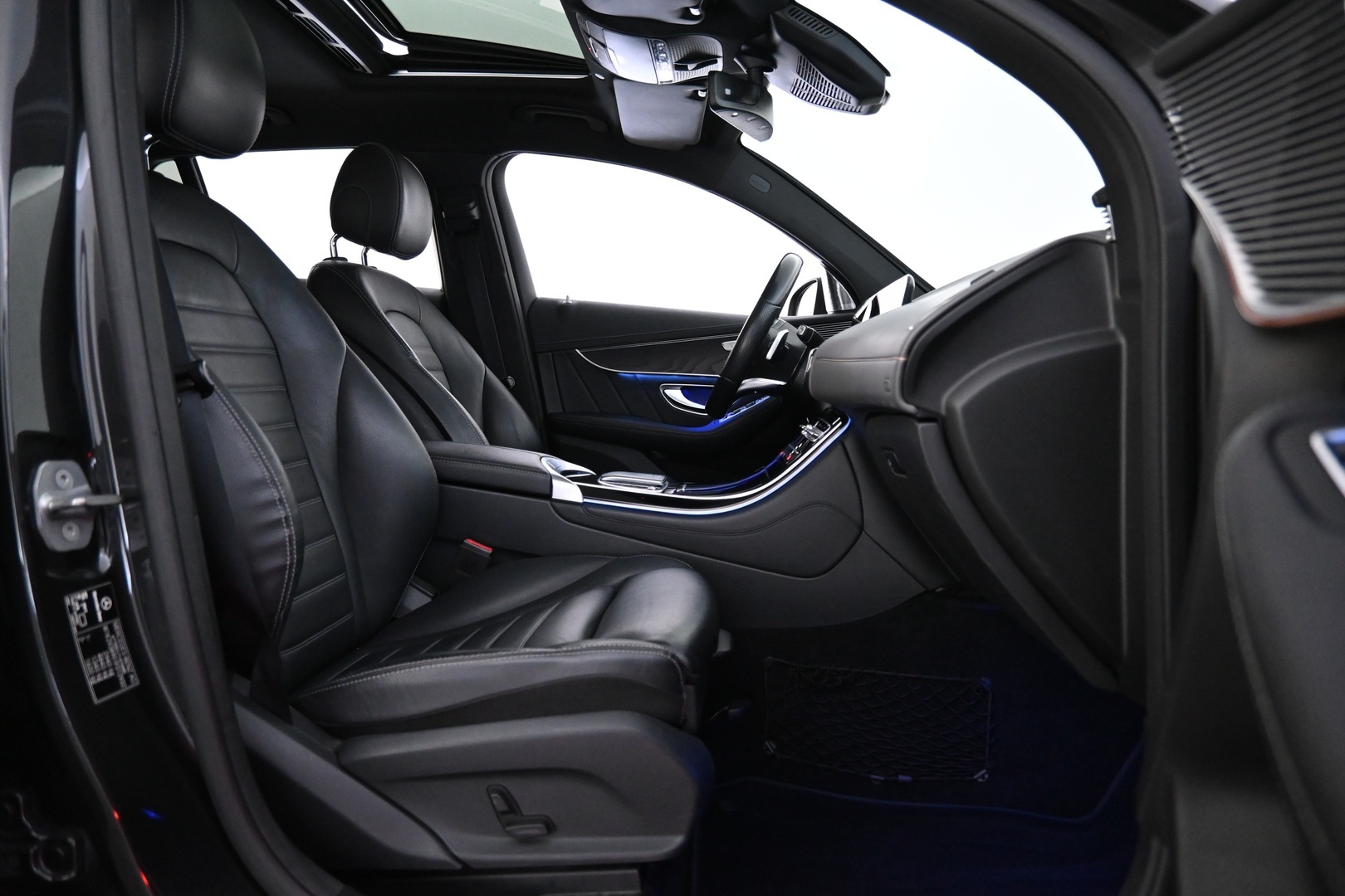 MERCEDES-BENZ EQC 2021