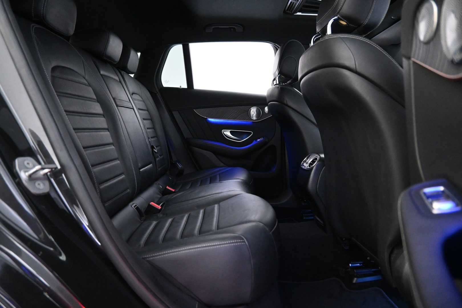 MERCEDES-BENZ EQC 2021