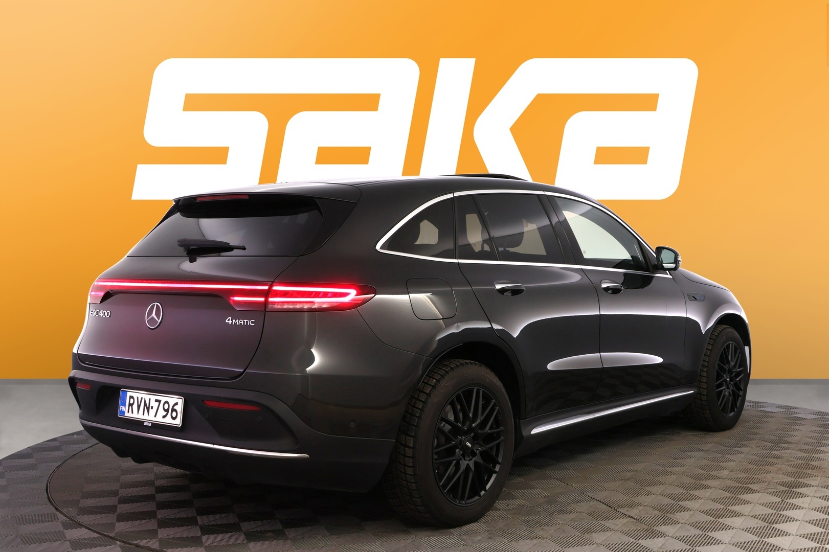 MERCEDES-BENZ EQC 2021