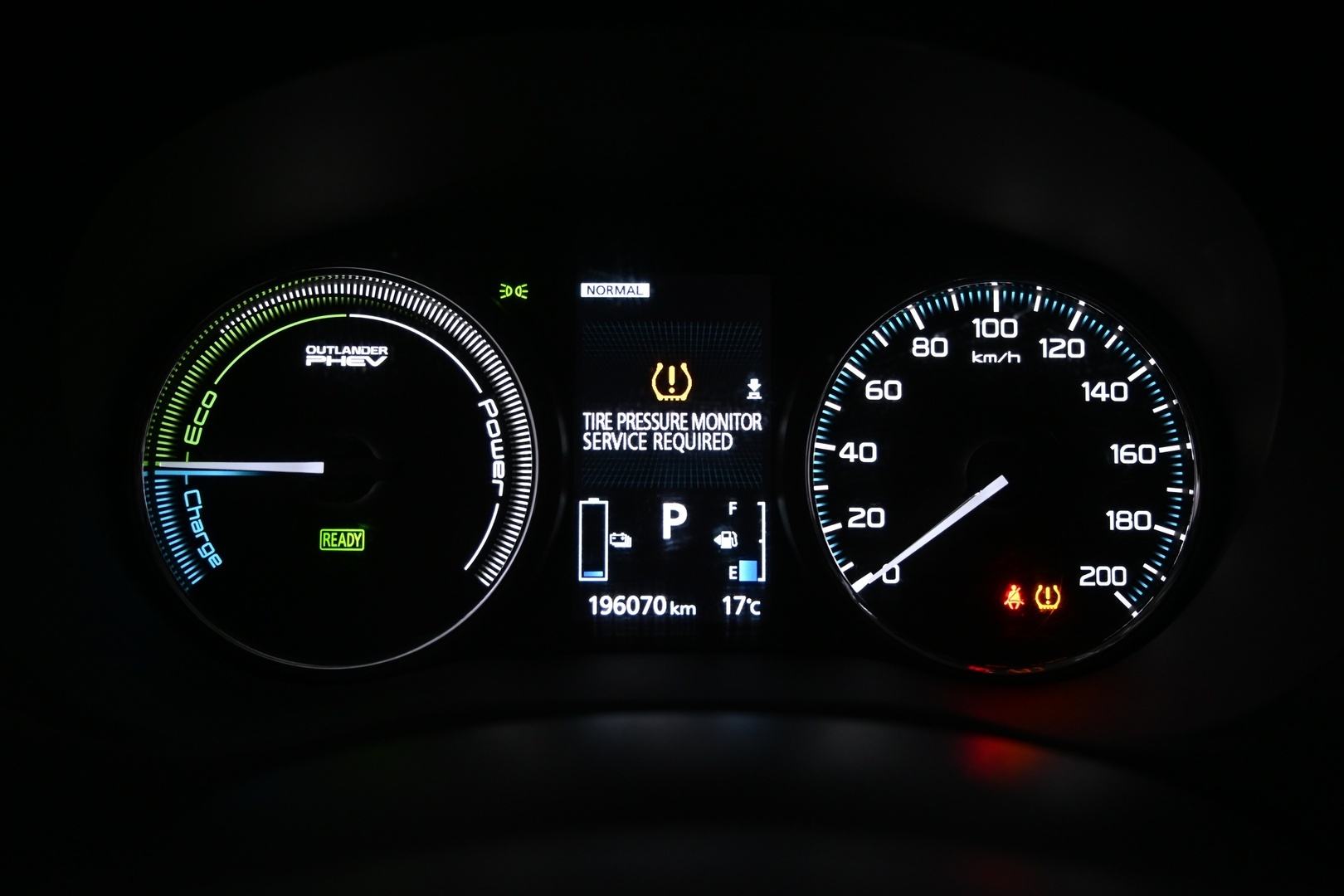 MITSUBISHI Outlander 2018