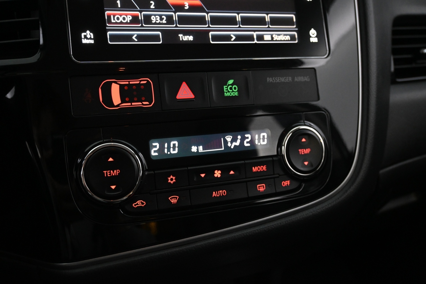 MITSUBISHI Outlander 2018