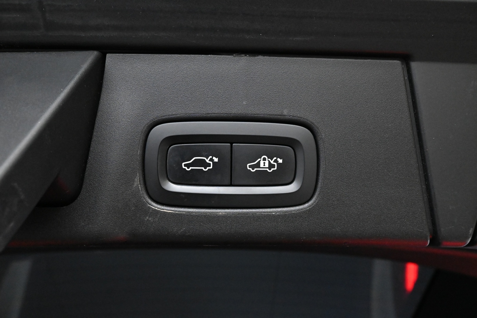 VOLVO V90 2020