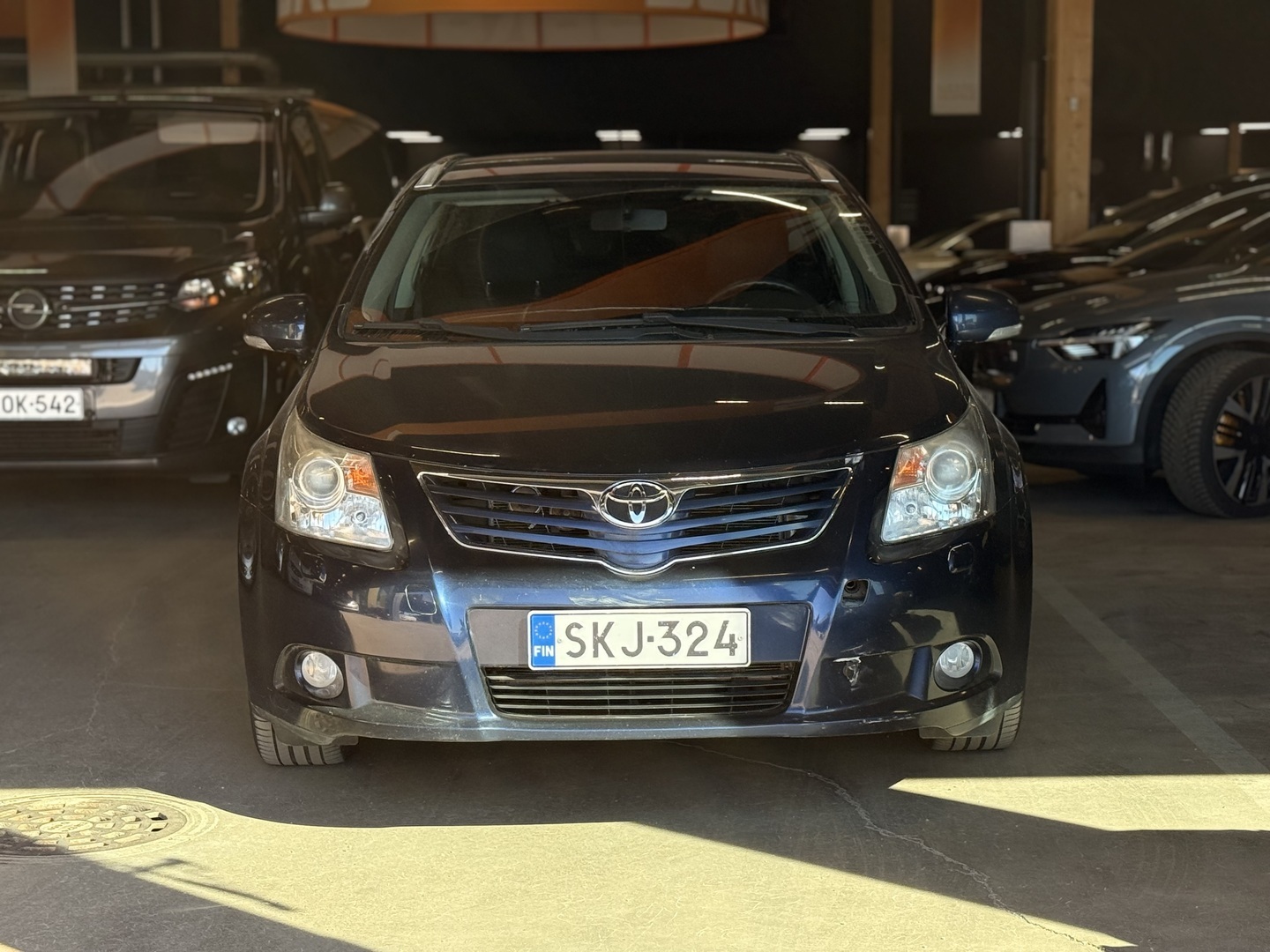 TOYOTA Avensis 2010
