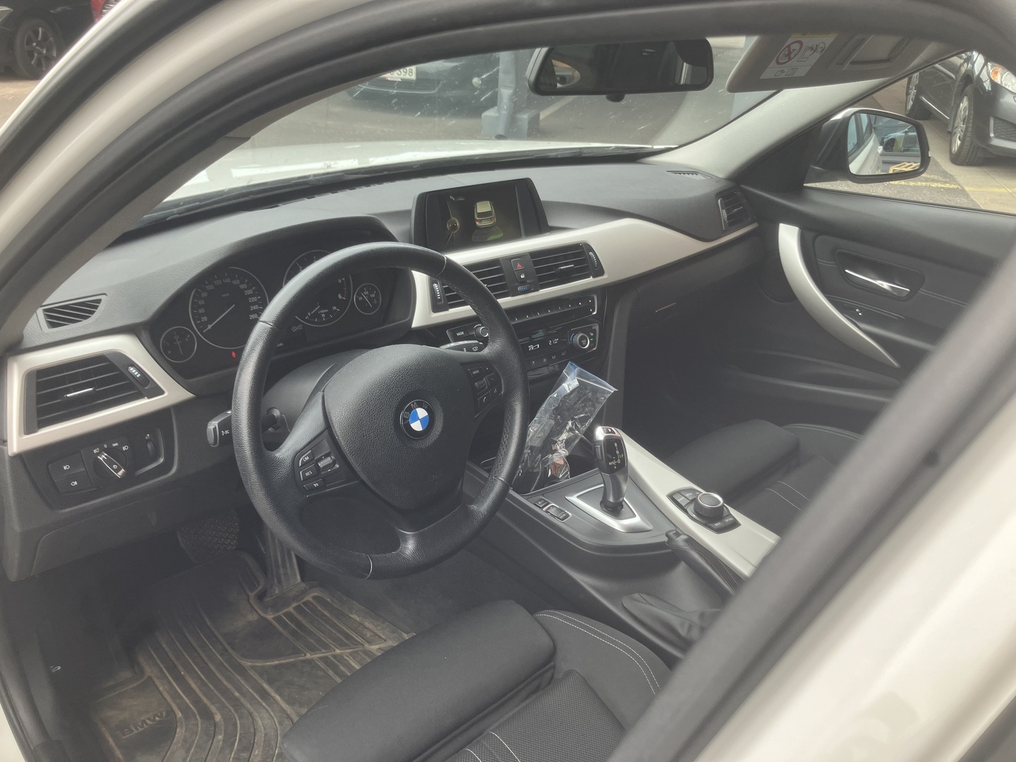 BMW 318 2017