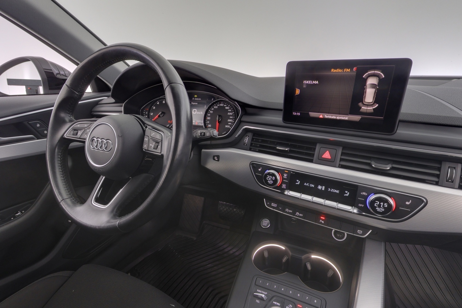 AUDI A4 2018