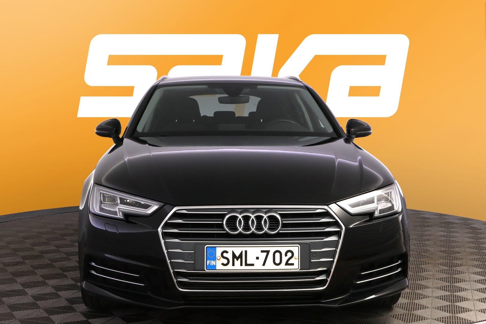AUDI A4 2018