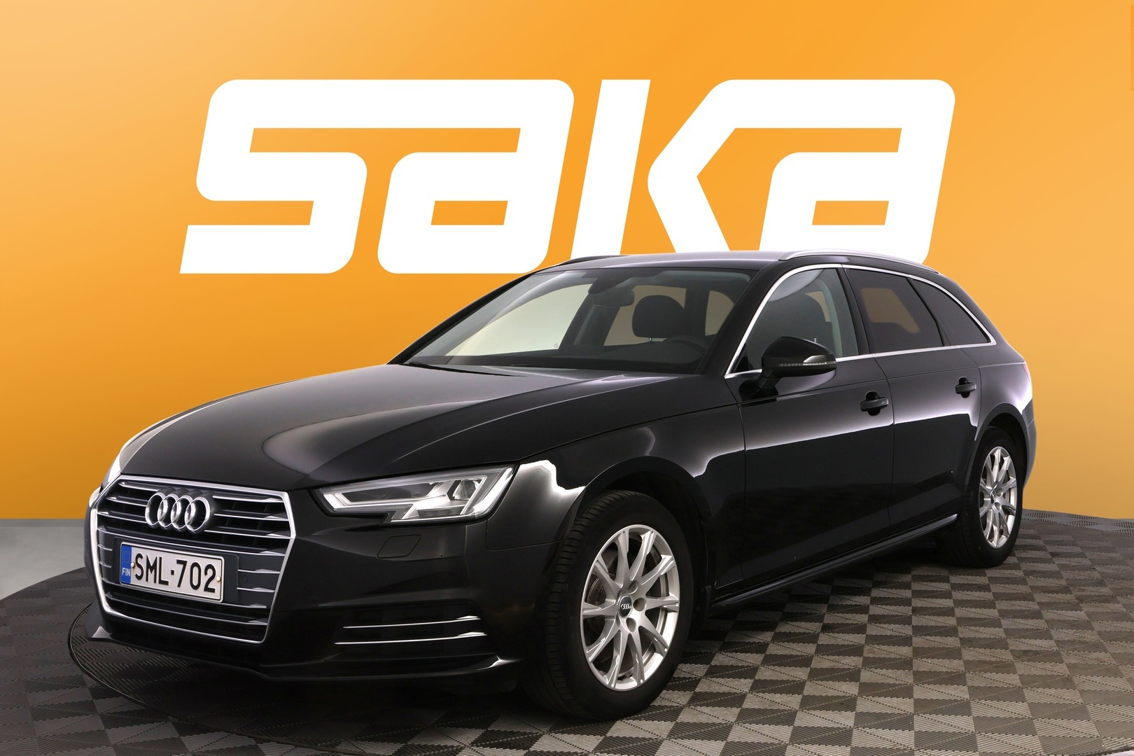 AUDI A4 2018
