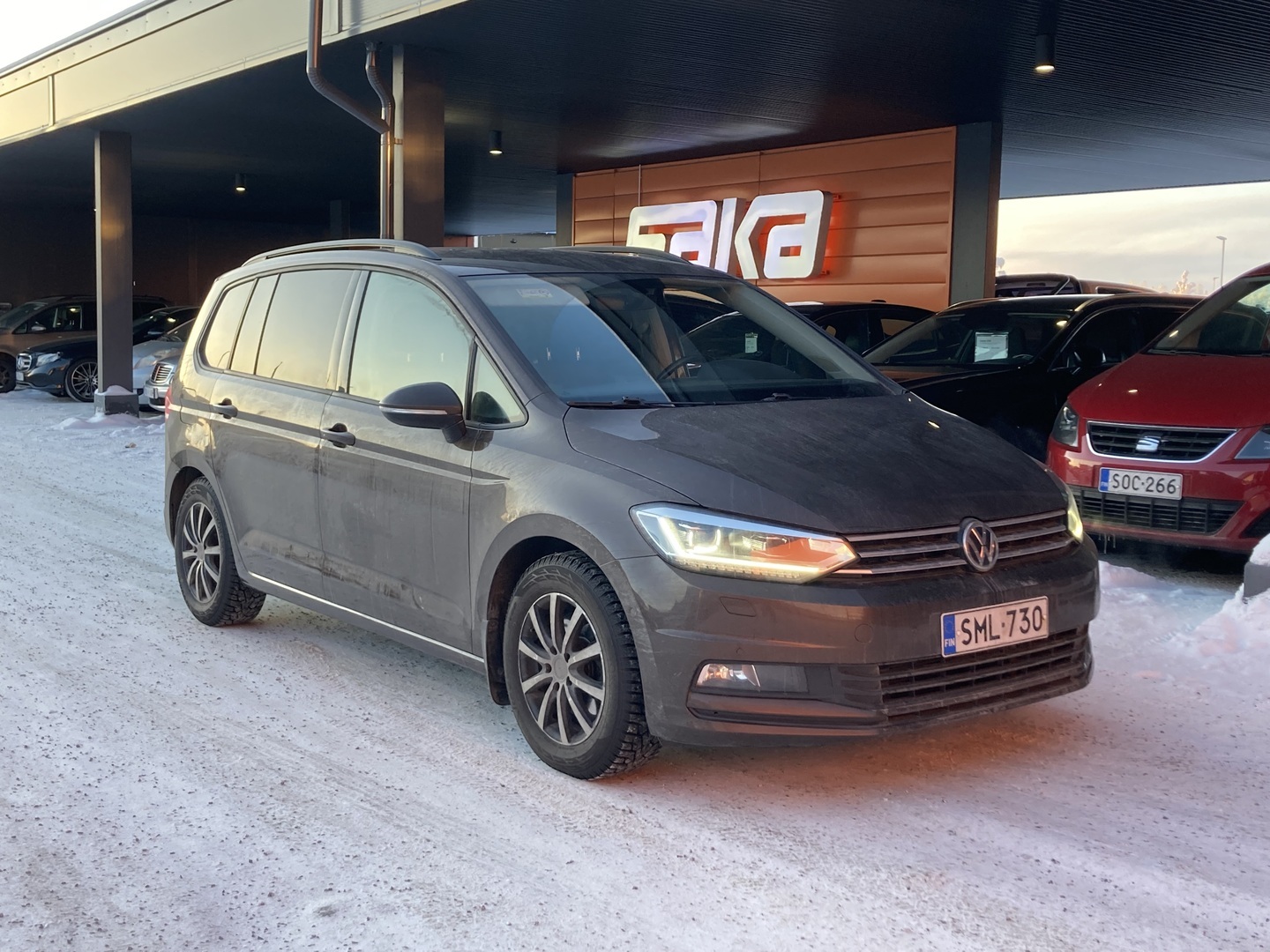 VOLKSWAGEN Touran 2018