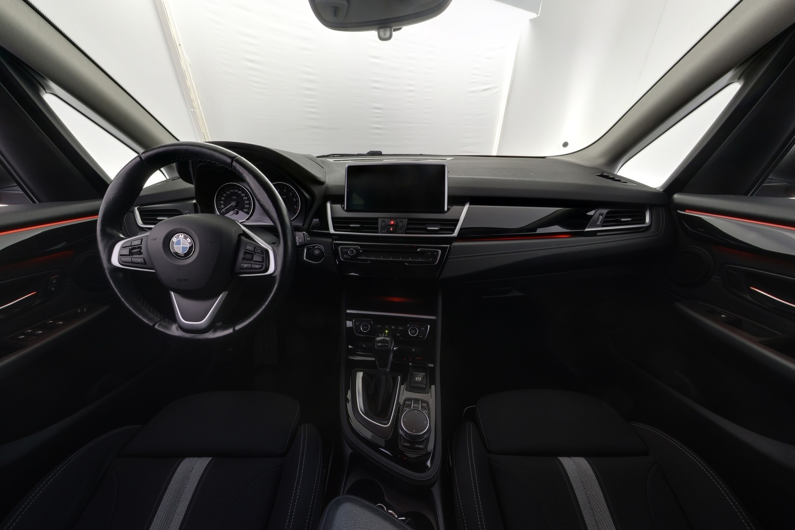 BMW 225 2017