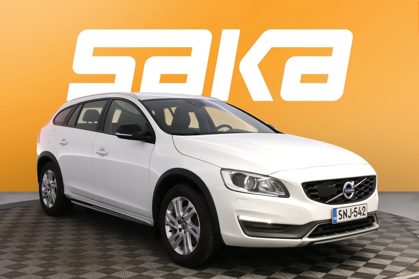 VOLVO V60 Cross Country 2015