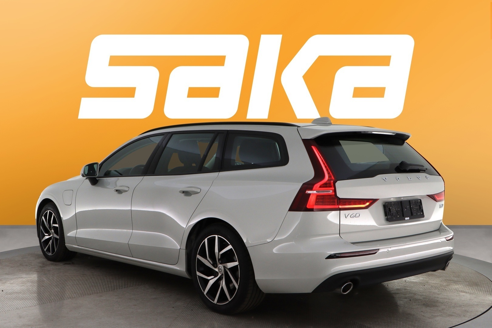 VOLVO V60 2020