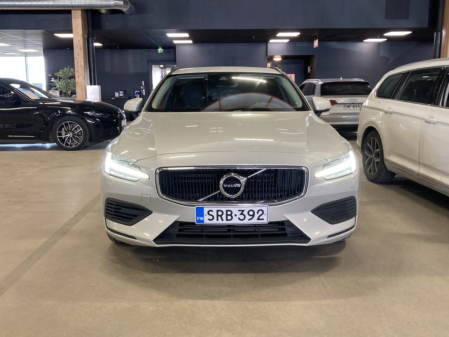VOLVO V60 2020