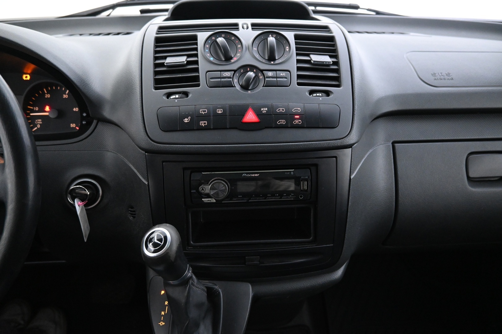 MERCEDES-BENZ Vito 2012