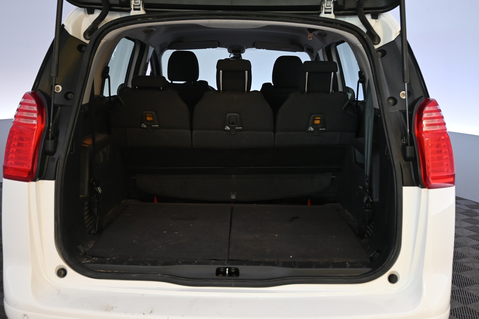PEUGEOT 3008 2021