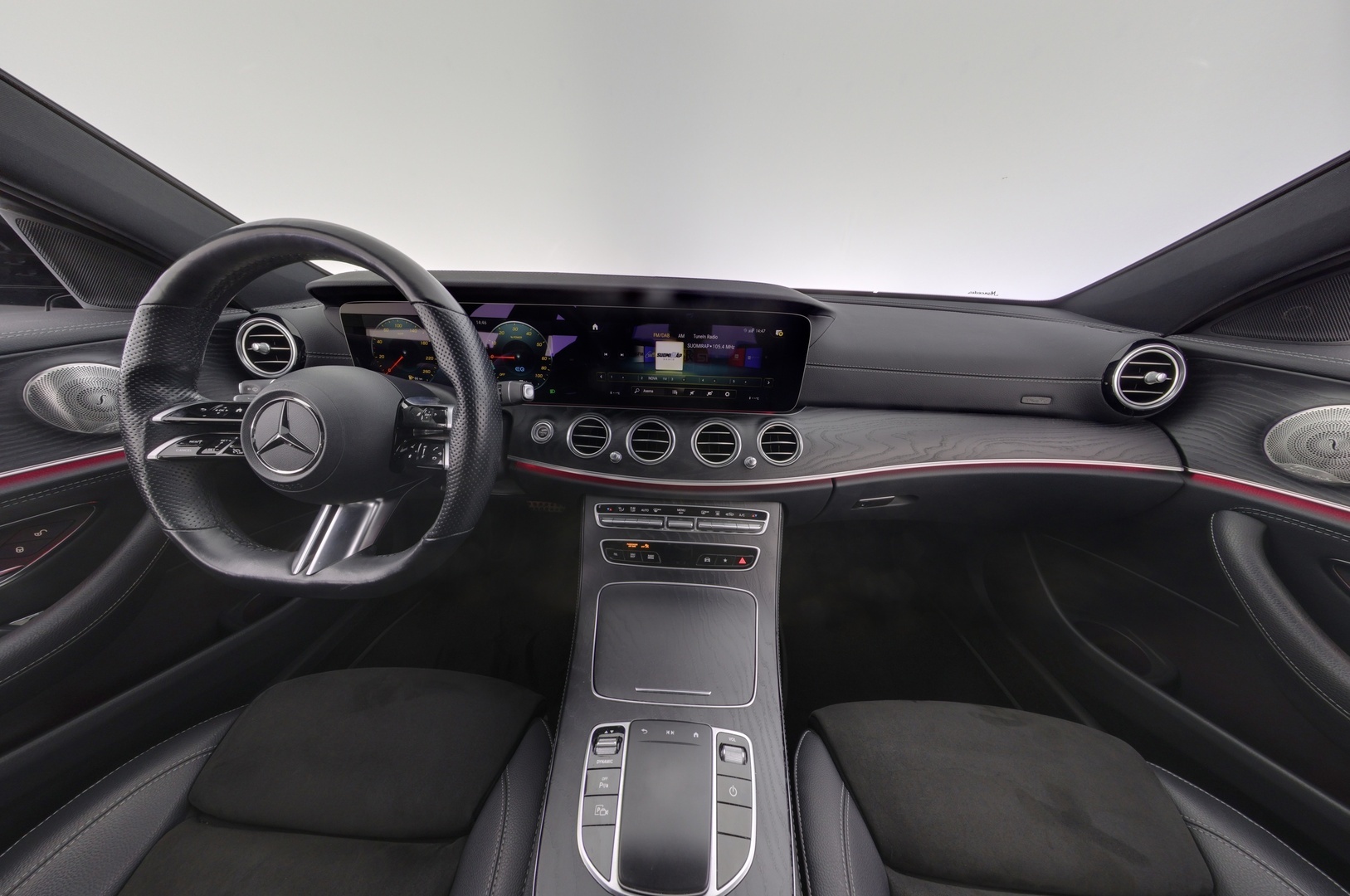 MERCEDES-BENZ E 2021