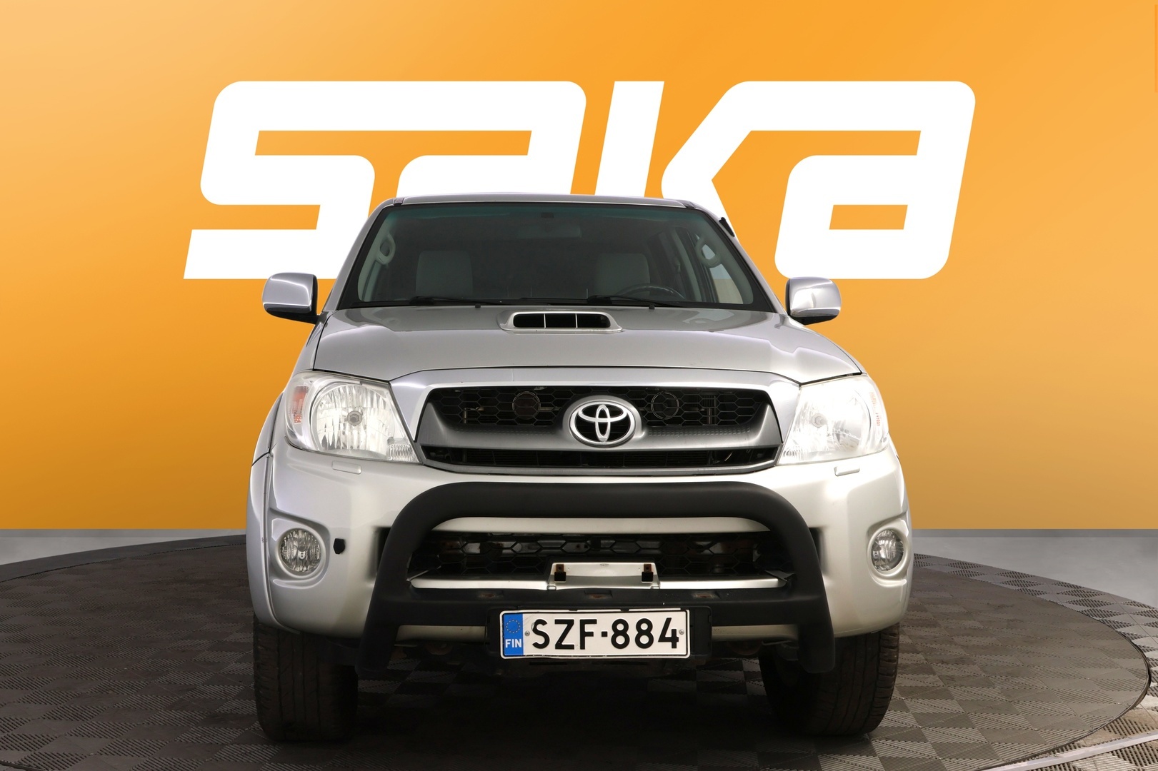 TOYOTA Hilux 2011