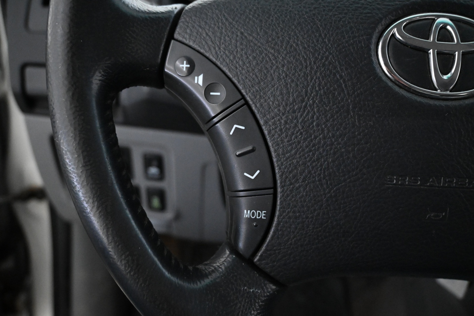 TOYOTA Hilux 2011