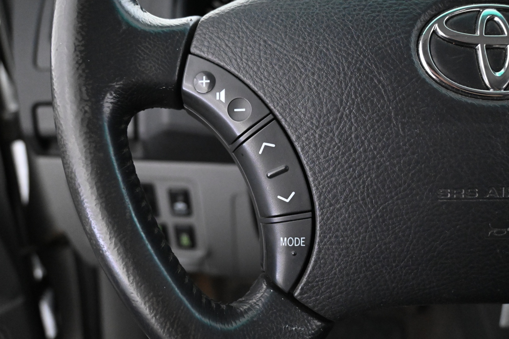 TOYOTA Hilux 2011