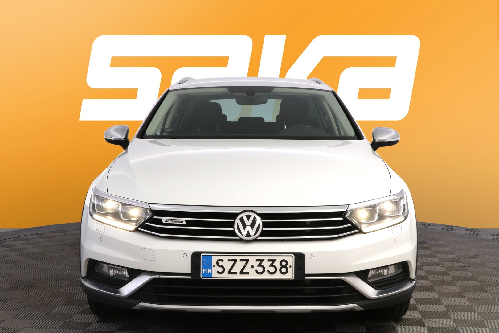 VOLKSWAGEN Passat 2016