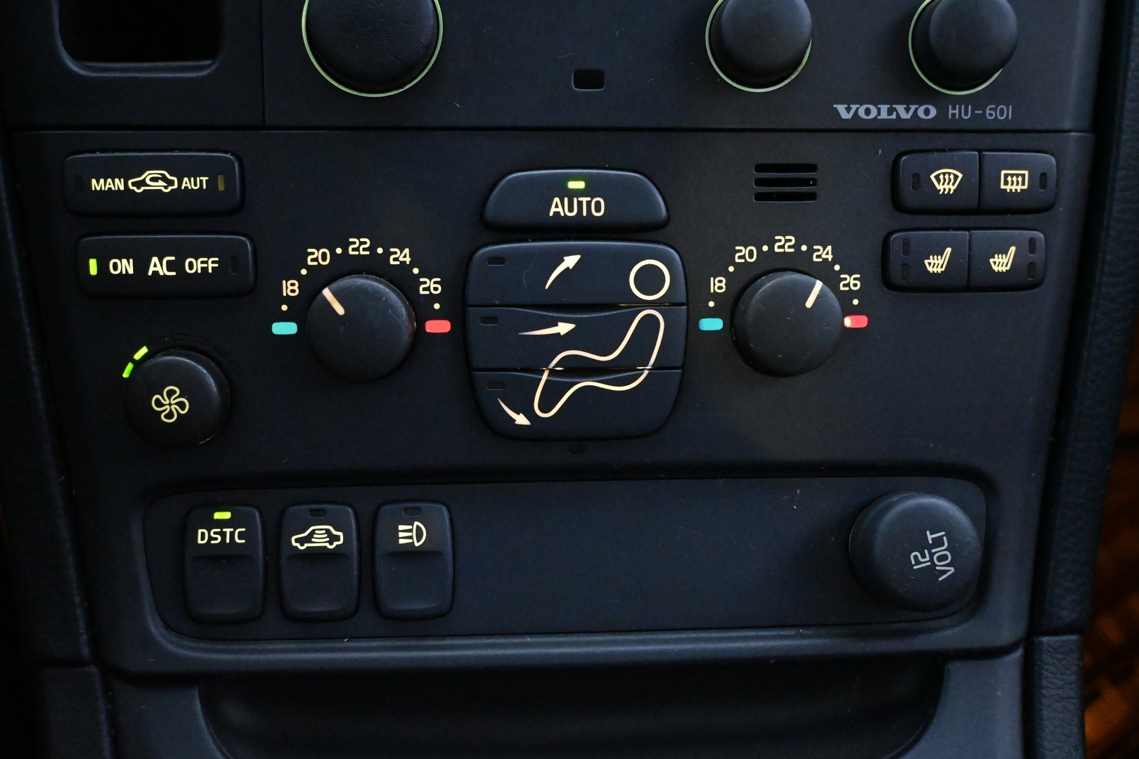 VOLVO S80 2002