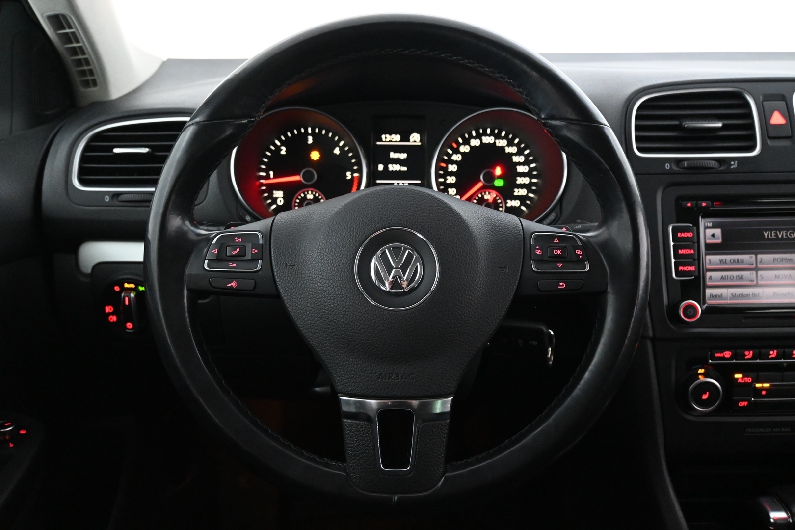 VOLKSWAGEN Golf 2010