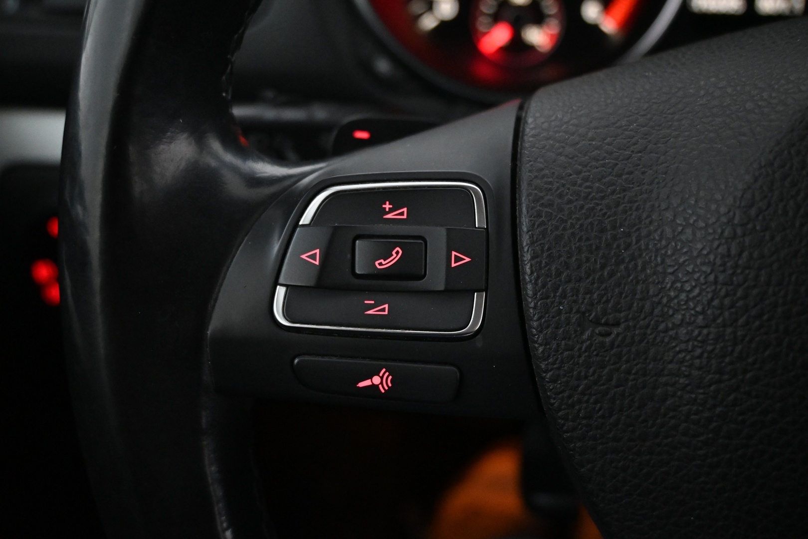 VOLKSWAGEN Golf 2010