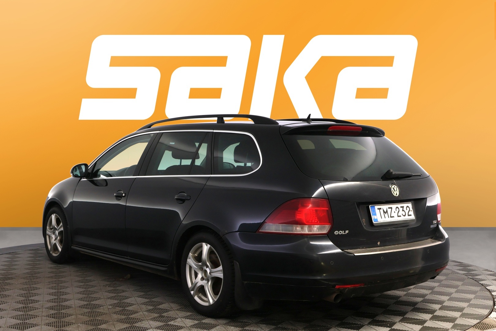 VOLKSWAGEN Golf 2010