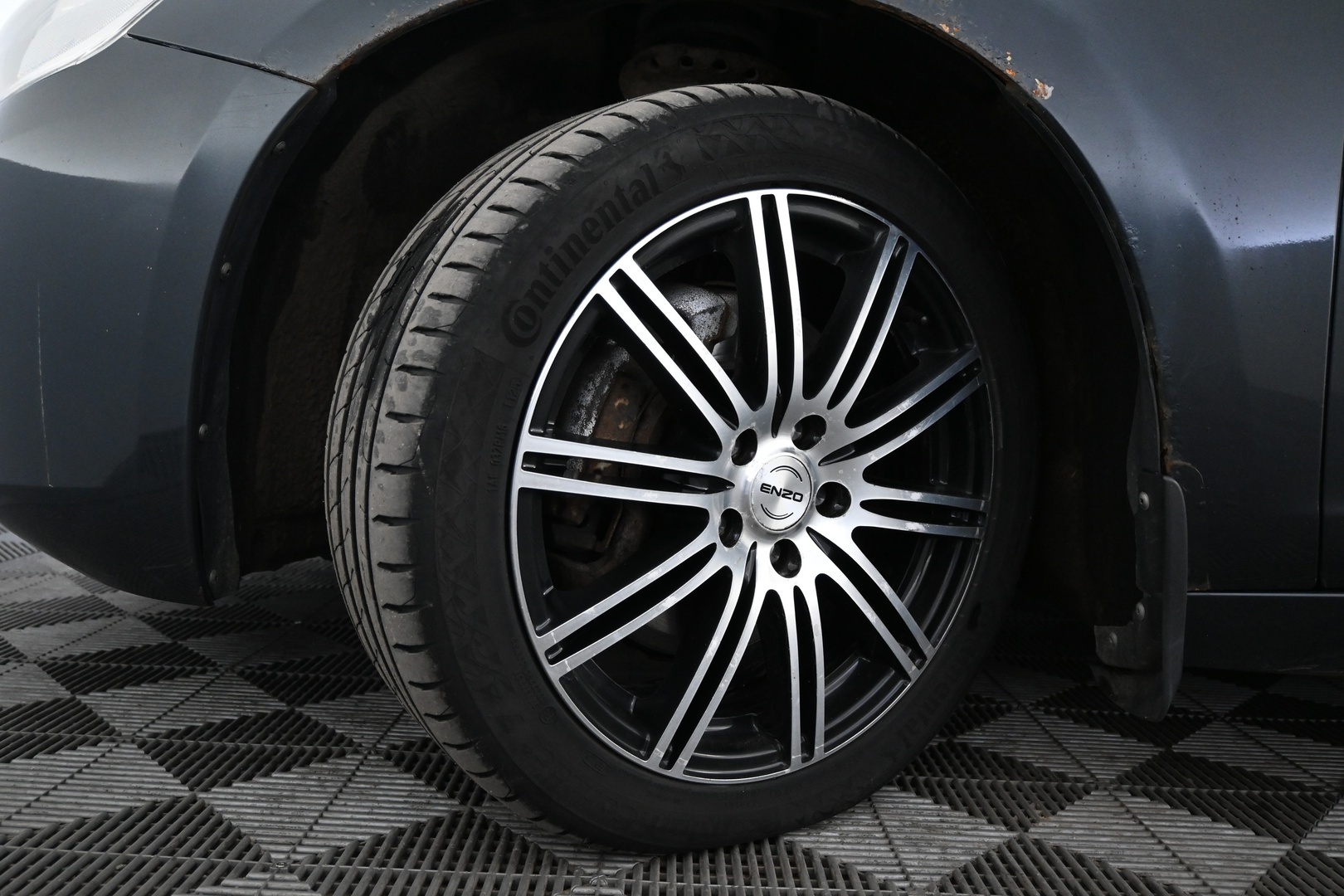 VOLVO V60 2011