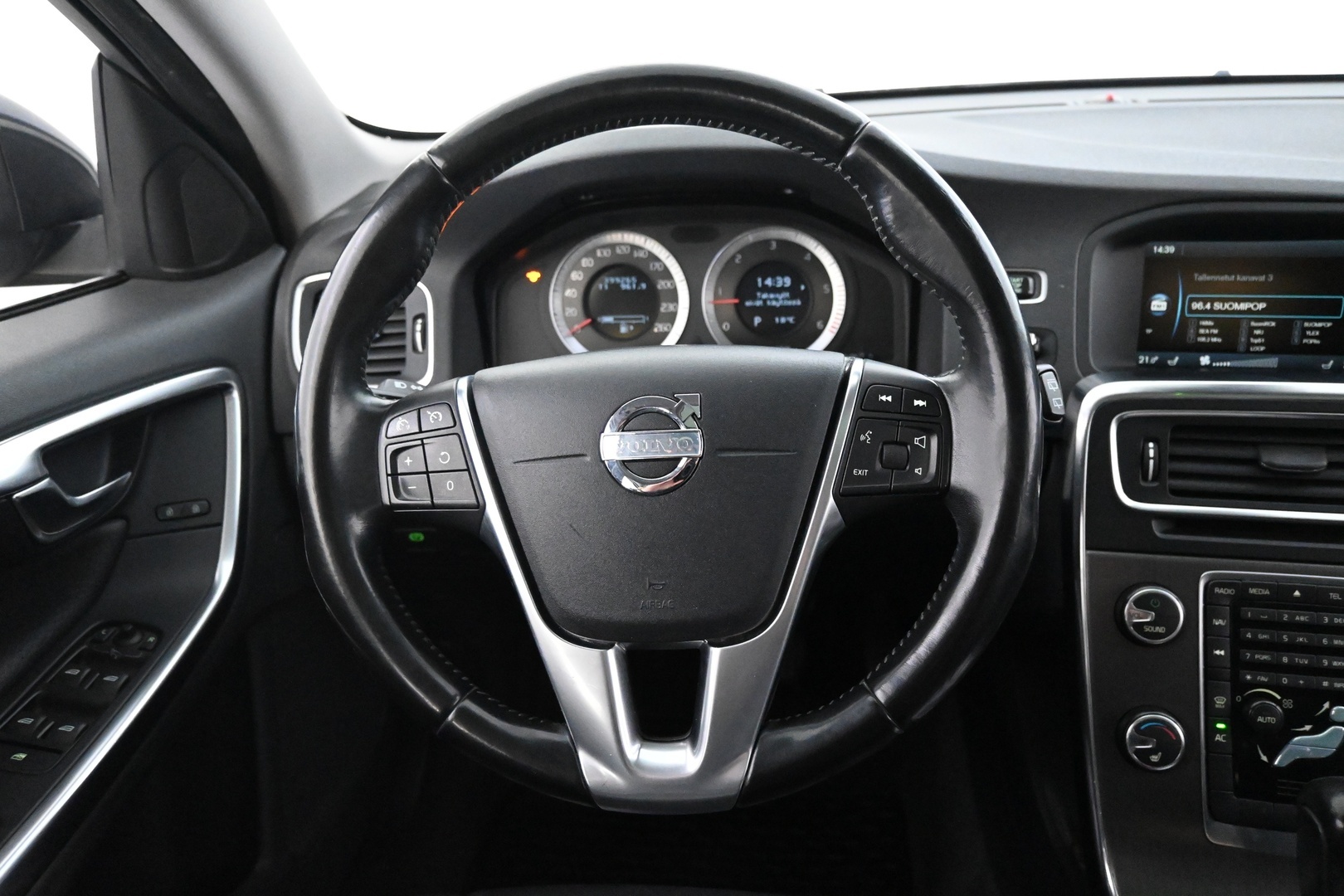 VOLVO V60 2011